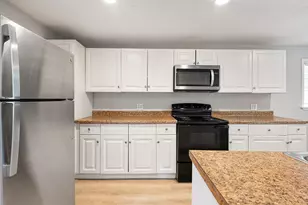 143 Old Piney Trail, Paige, TX 78659 - Photo 2