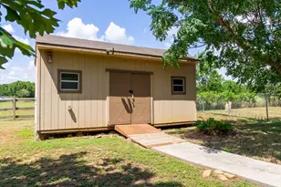 53 Tina's Trail, Martindale, TX 78655 - Photo 26