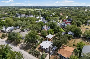 1609 Deloney St, Austin, TX 78721 - Photo 30