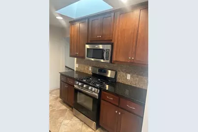 2604 W 8th Street W #B, Austin, TX 78703 - Photo 4