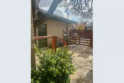 2604 W 8th Street W #B, Austin, TX 78703 - Photo 2