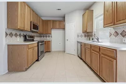 11125 Visa Rose Drive, Austin, TX 78748 - Photo 8