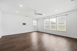 525 Ayinger Ln, Austin, TX 78728 - Photo 14