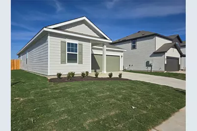 421 Wedemeyer Street, Taylor, TX 76574 - Photo 2