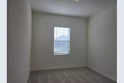 421 Wedemeyer Street, Taylor, TX 76574 - Photo 10