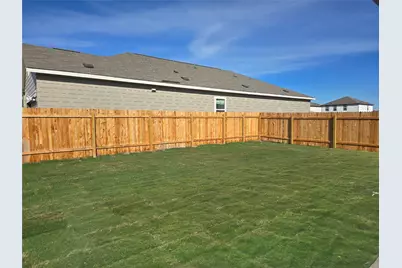 421 Wedemeyer Street, Taylor, TX 76574 - Photo 22