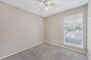 1015 E Yager Ln, Austin, TX 78753 - Photo 8