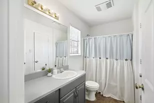 403 W Anderson Ave, Round Rock, TX 78664 - Photo 16