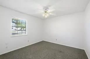 403 W Anderson Ave, Round Rock, TX 78664 - Photo 20
