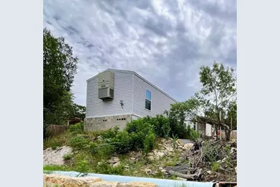 407 Rockport Drive, Canyon Lake, TX 78133 - Photo 4