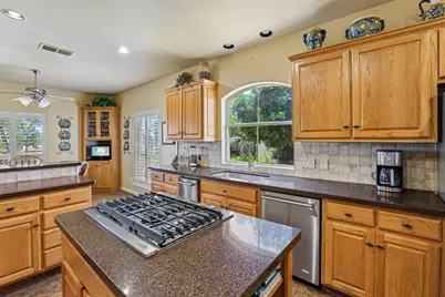 11705 Jess Drive, Austin, TX 78737 - Photo 6