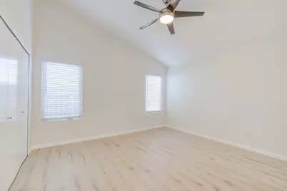 8809 United Kingdom Drive, Austin, TX 78748 - Photo 16
