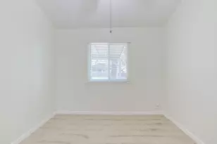 8809 United Kingdom Dr, Austin, TX 78748 - Photo 14