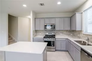 620 Reinhardt Blvd, Georgetown, TX 78626 - Photo 6