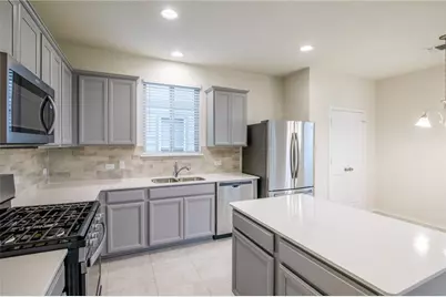 620 Reinhardt Boulevard, Georgetown, TX 78626 - Photo 4