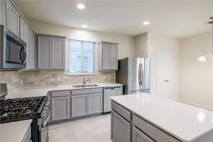 620 Reinhardt Blvd, Georgetown, TX 78626 - Photo 4
