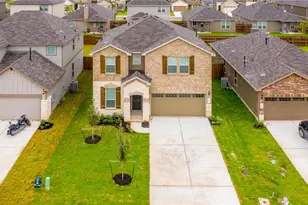 620 Reinhardt Blvd, Georgetown, TX 78626 - Photo 2