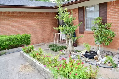 5202 Beechmoor Drive, Austin, TX 78723 - Photo 2