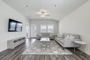 128 Outlaw Dr, Liberty Hill, TX 78642 - Photo 6