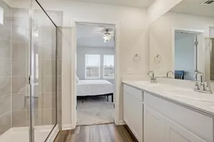128 Outlaw Dr, Liberty Hill, TX 78642 - Photo 24