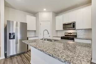 128 Outlaw Dr, Liberty Hill, TX 78642 - Photo 10