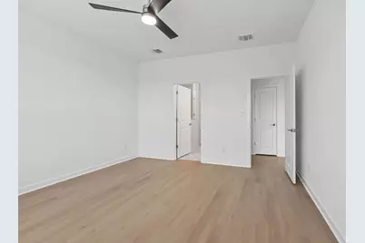 1700 Spring Mountain Cove, Georgetown, TX 78628 - Photo 18