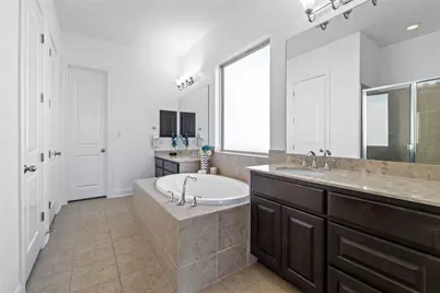 4009 Benetton Way, Leander, TX 78641 - Photo 14