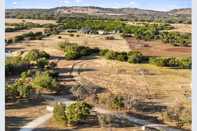 7220 Creek Road, Dripping Springs, TX 78620 - Photo 6