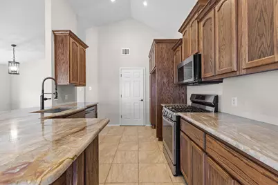 17907 Quitman Mountain Way, Round Rock, TX 78664 - Photo 10
