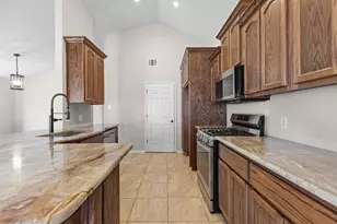 17907 Quitman Mountain Way, Round Rock, TX 78664 - Photo 10