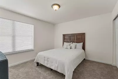 4010 Kings Canyon Drive, Taylor, TX 76574 - Photo 14