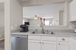 4010 King's Canyon Dr, Taylor, TX 76574 - Photo 8