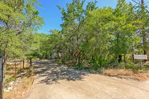 12716 Pauls Valley Rd, Austin, TX 78737 - Photo 2