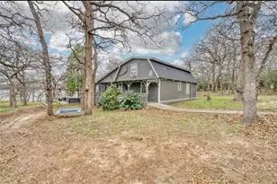 10967 Clyde Acord Rd, Franklin, TX 77856 - Photo 32