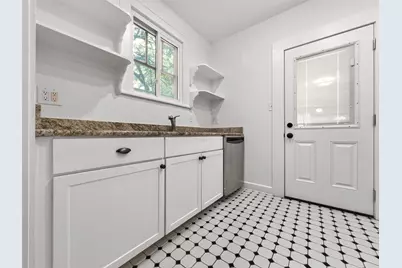3307 Helms Street, Austin, TX 78705 - Photo 12