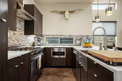 3005 E Martin Luther King Jr Boulevard, Austin, TX 78702 - Photo 14