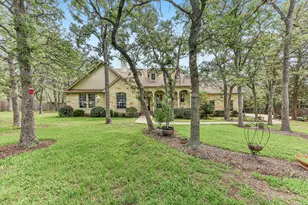 109 Elm Wood Dr, Elgin, TX 78621 - Photo 1