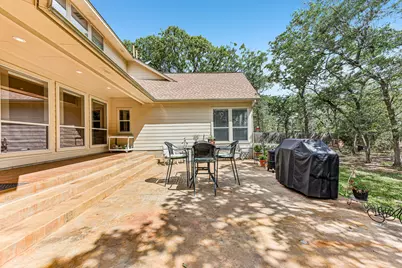 109 Elm Wood Drive, Elgin, TX 78621 - Photo 32