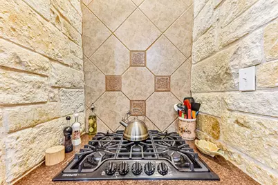 109 Elm Wood Drive, Elgin, TX 78621 - Photo 14