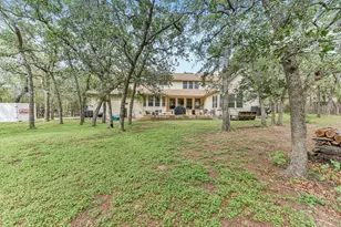 109 Elm Wood Dr, Elgin, TX 78621 - Photo 30
