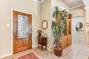 109 Elm Wood Dr, Elgin, TX 78621 - Photo 6