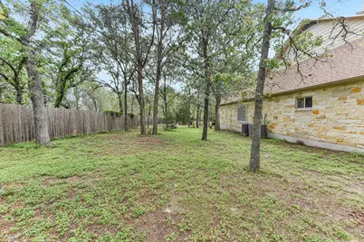 109 Elm Wood Drive, Elgin, TX 78621 - Photo 34