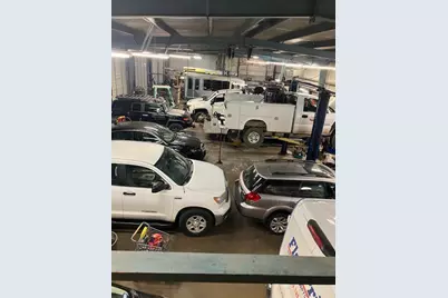 5225 E Cesar Chavez Street, Austin, TX 78702 - Photo 16