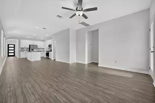 5825 Taunte Dr, Del Valle, TX 78617 - Photo 6
