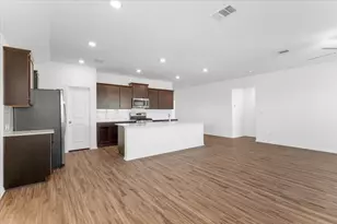 425 Escondido Cir, San Marcos, TX 78666 - Photo 6