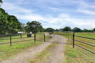 847 Highway 95 S, Smithville, TX 78957 - Photo 2