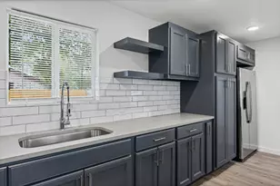 1100 Monte Vista Dr, Lockhart, TX 78644 - Photo 12