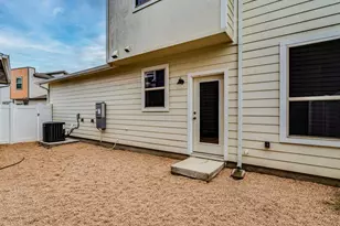 7904 Mandela Bend, Austin, TX 78744 - Photo 10