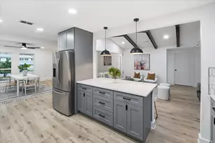 7300 Fred Morse Dr, Austin, TX 78723 - Photo 8