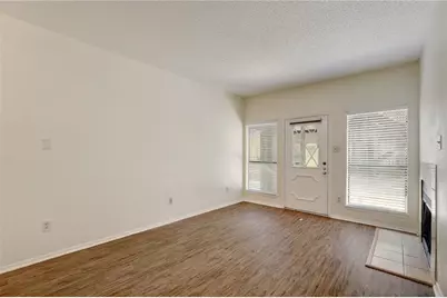 806 W 24th Street #122, Austin, TX 78705 - Photo 4